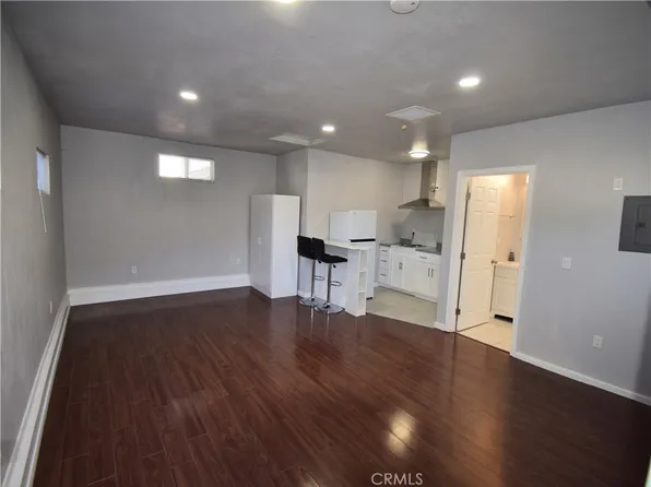 15414 Kinzie St #15414, North Hills, CA 91343