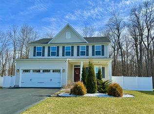 8597 Cobalt Dr, Cicero, NY 13039