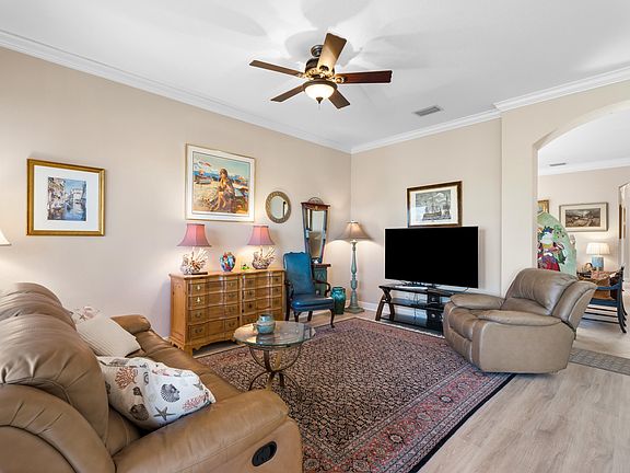 4th image of 2082 Grey Falcon Circle SW