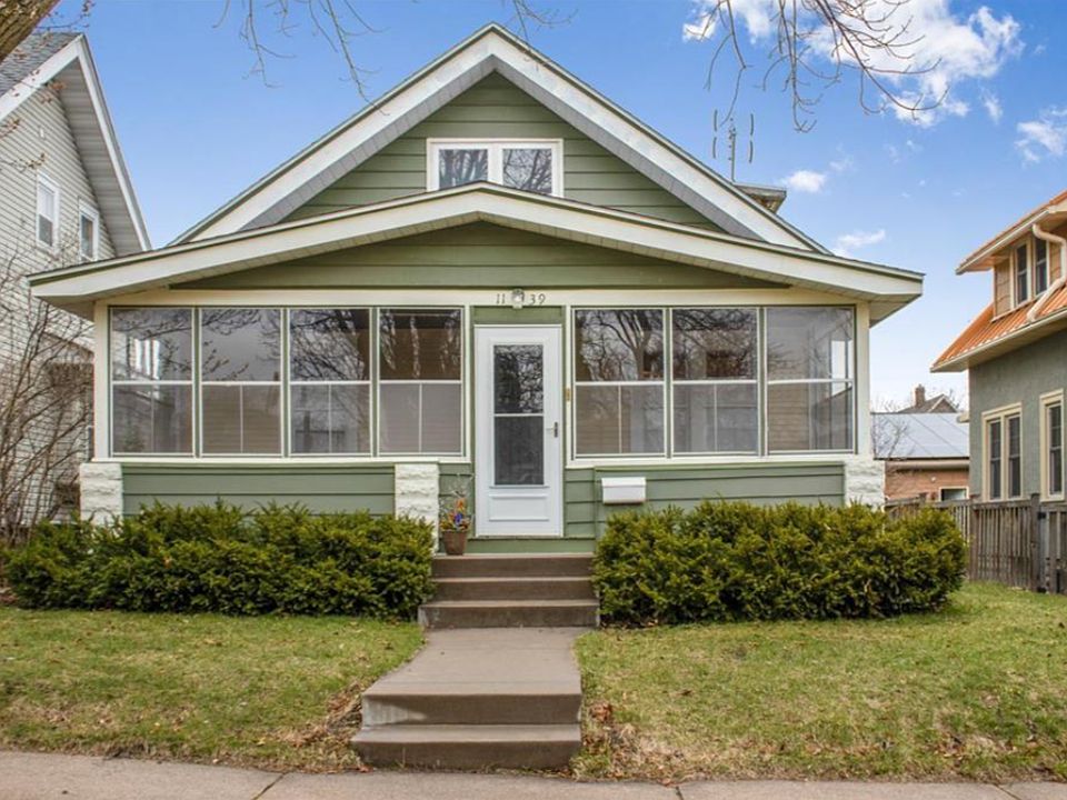 HouseFront_1139_05182022