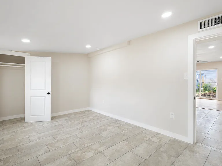 306 Westmoreland Dr — Photo 18