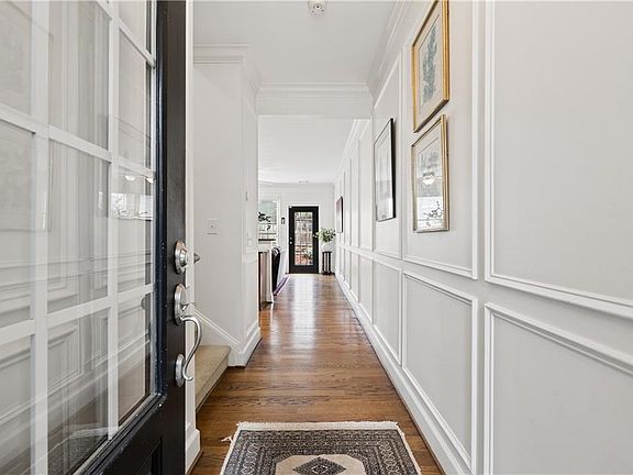 2nd image of 2838 Jordan Oaks Ln