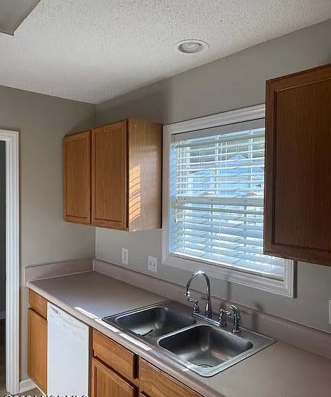 4364 Owendon Dr — Photo 9