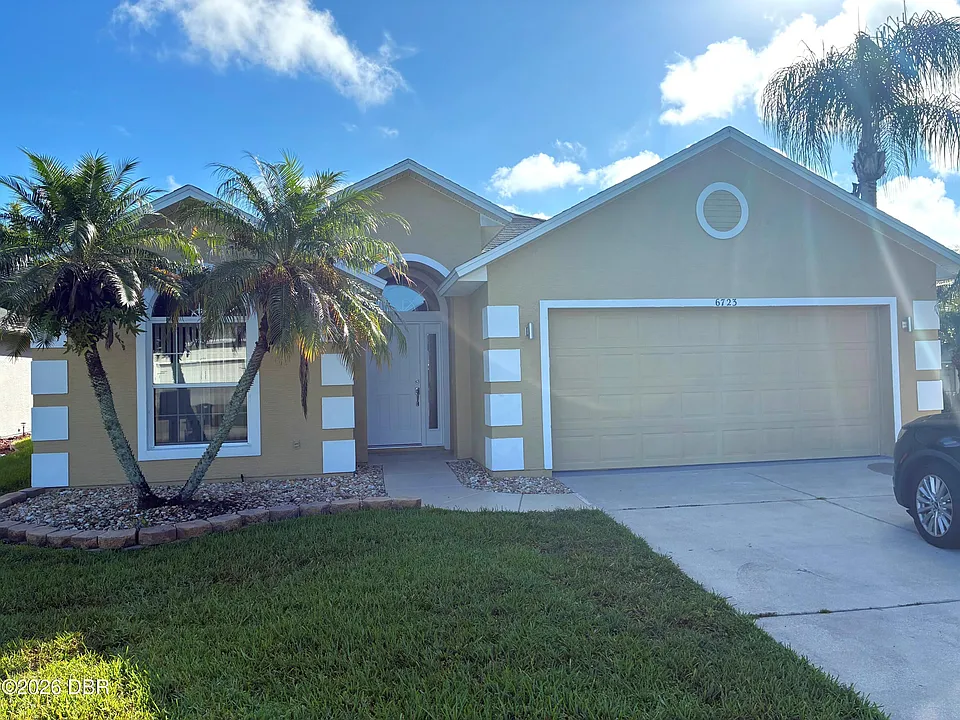 6723 Calistoga Cir