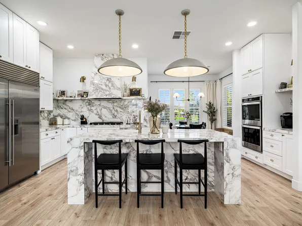 33 Calle La Reina, Rancho Mirage, CA 92270