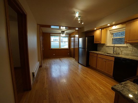 5th image of 5028 W Pensacola Ave