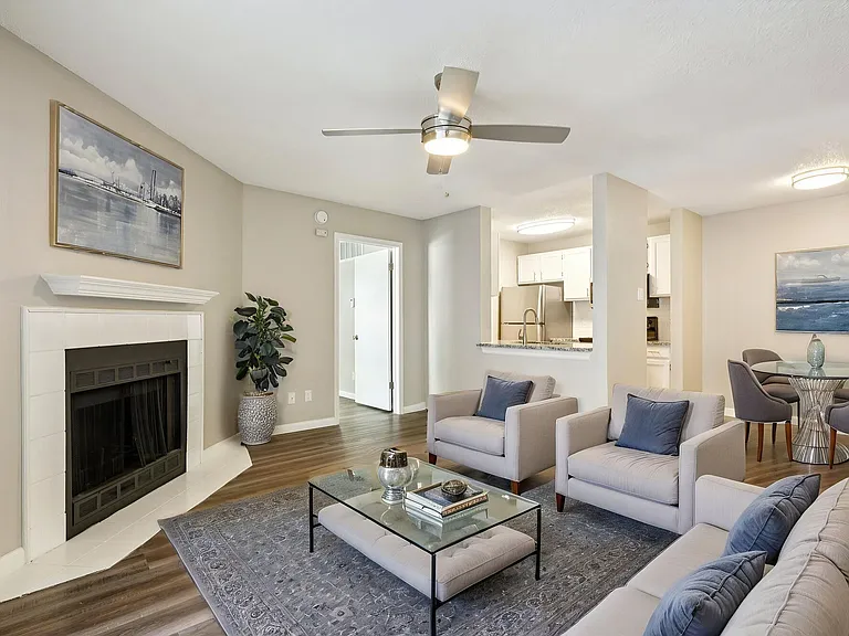 Fieldcrest Apartments — Photo 23
