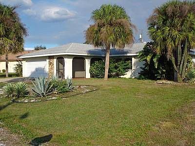 2nd image of 921 Tropical Cir