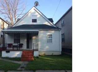2404 Holmes St, Hamtramck, MI 48212