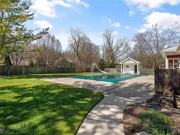 5th image of 6017 Yarmouth Dr