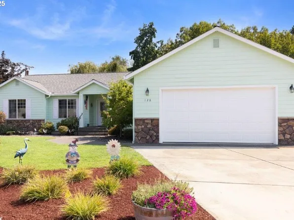 128 Watusi Ct, Winston, OR 97496