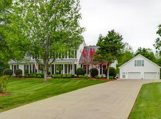 1016 Bee Tee Ln, Pleasant View, TN 37146