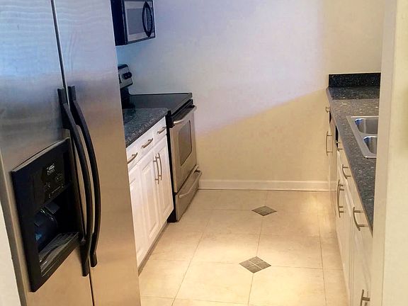 4th image of 802 Euclid Ave APT 102