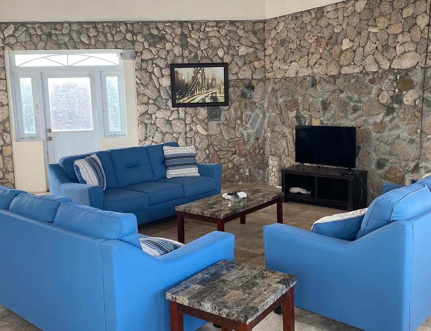 4 bed, $5,500 — Photo 3