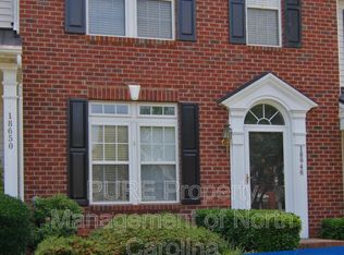 18646 Shawnee Ridge Rd, Cornelius, NC 28031