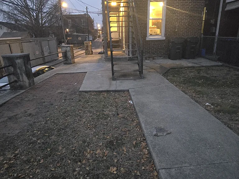 22 Chestnut St #1 — Photo 4