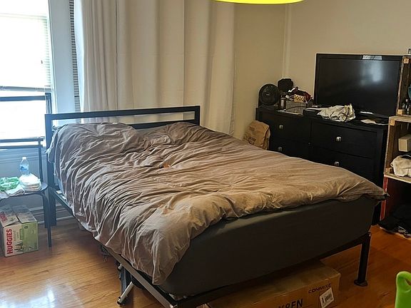 2nd image of 4444 W Gunnison St APT 3