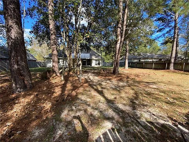 35 New Canaan Hills Ct — Photo 17