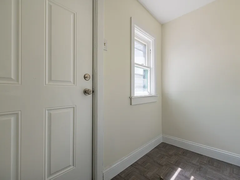 13302 Melzer Ave — Photo 12