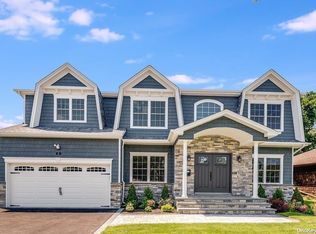 25 Cheshire Ave, Syosset, NY 11791