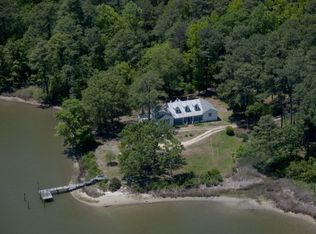8640 Burgh Westra Ln, Gloucester, VA 23061