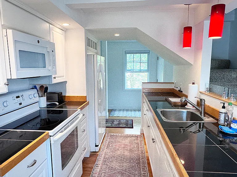 15 Warrenton St #2 — Photo 11