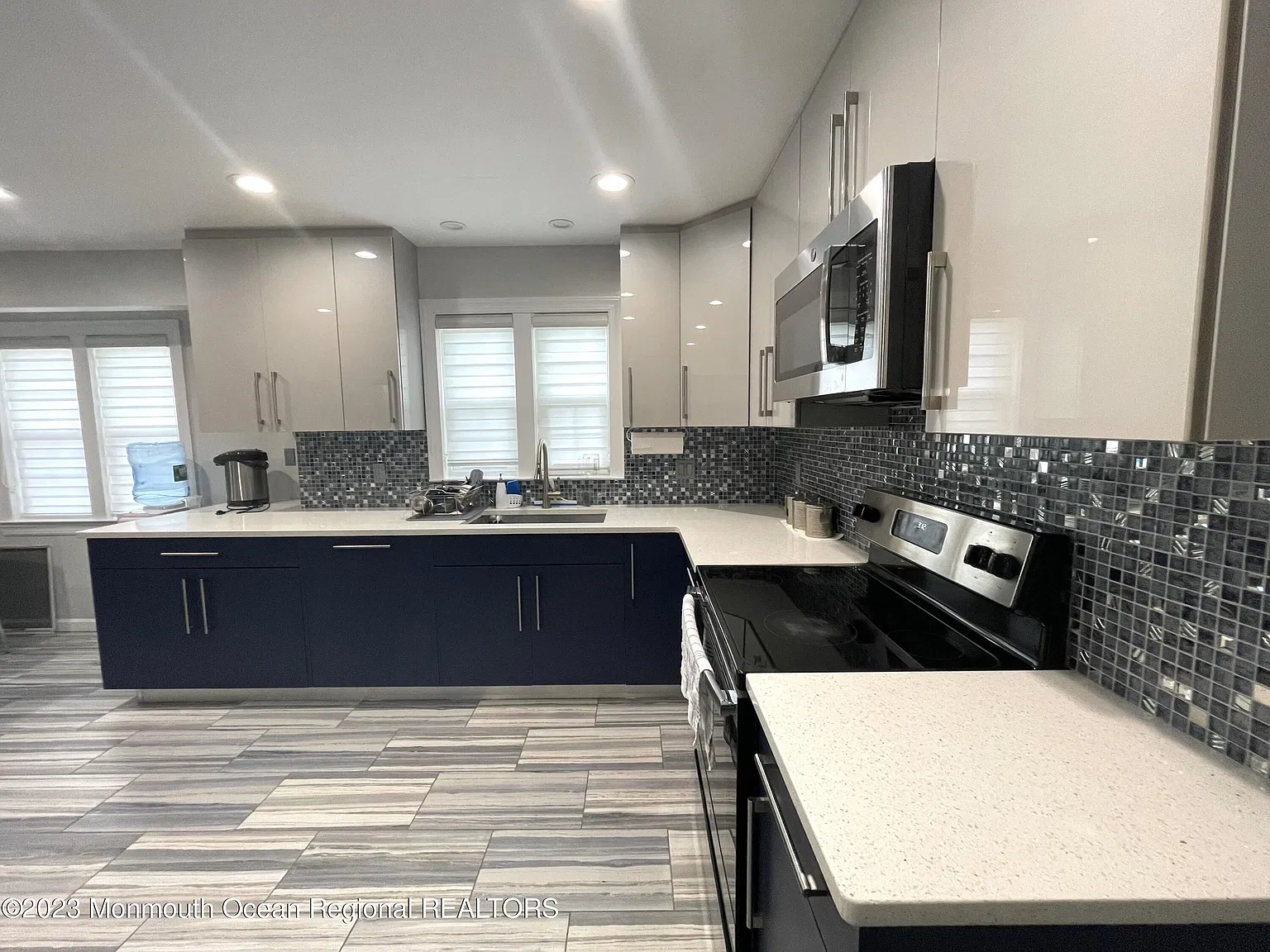 4 bed, 4.5 bath, 2517 sqft, $4,200 — Photo 4