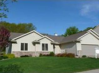 1031 Aspen Valley Dr, Onalaska, WI 54650