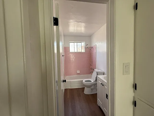 1358 W. 37th St. - #1 — Photo 4