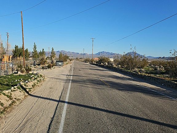 4th image of 9676 Visalia Ave