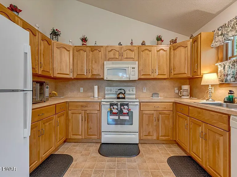 801 Sun Valley Ct — Photo 12