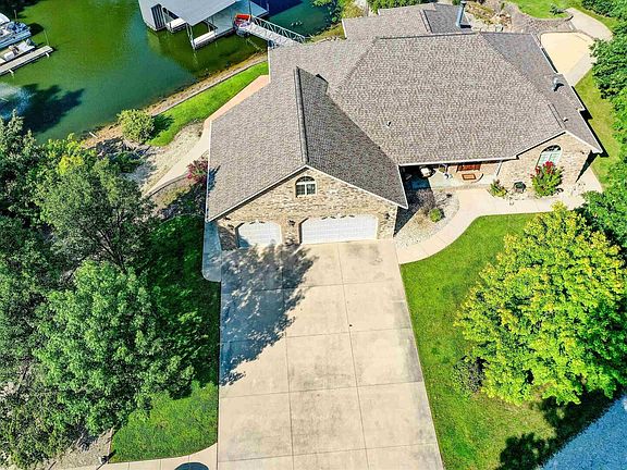 5th image of 3255 Glacier Ln