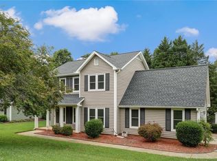 6100 Dawn Ridge Trl, Greensboro, NC 27410