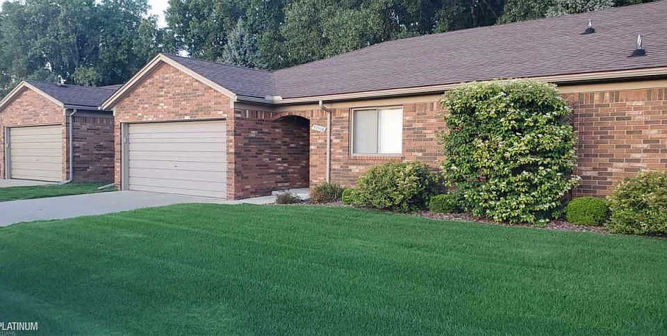 1st image of 32506 Stoneybrook Ln #3