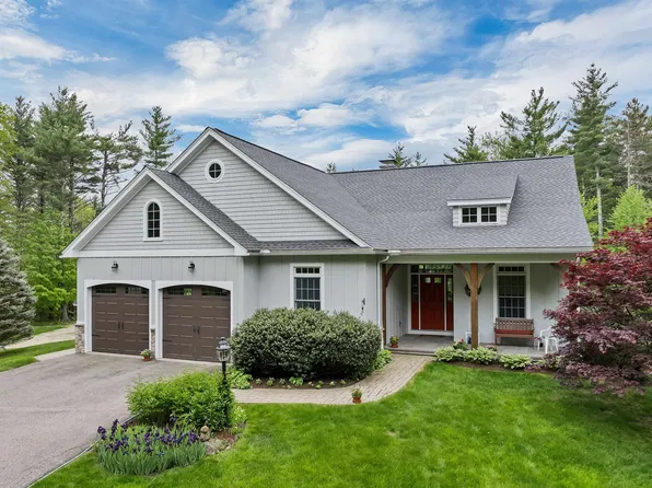 138 Oak Hill Road, Barrington, NH 03825
