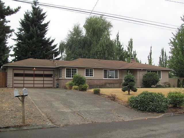 2nd image of 736 Apple Blossom Ave N
