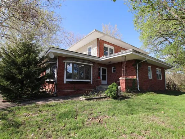 600 N Main St, Windsor, MO 65360