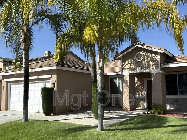 16132 Palomino Ln, Moreno Valley, CA 92551