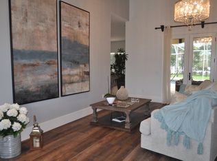 413 Sorrento Dr, Osprey, FL 34229
