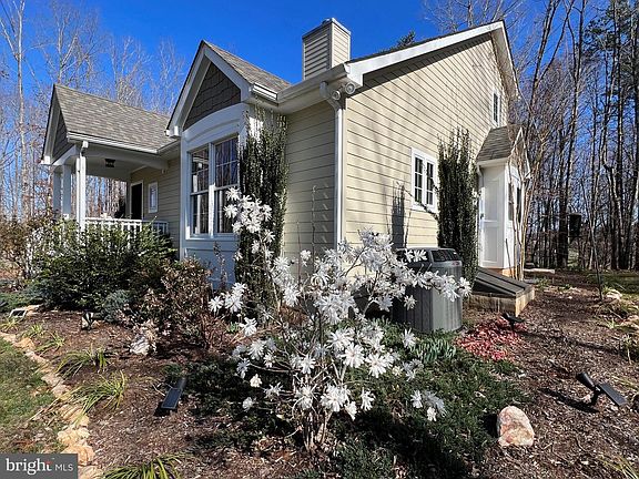 2nd image of 4601 S Blue Ridge Tpke