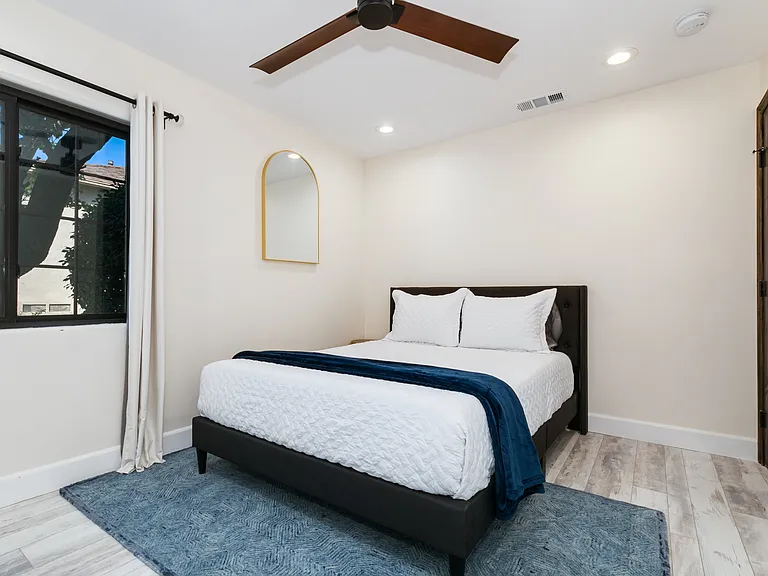 166 Avenida Aragon #B — Photo 8