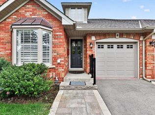 767 Maple Ave #8, Burlington, ON L7S 2K1