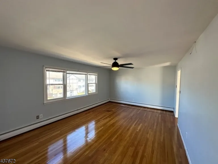 850 Dewey St — Photo 3