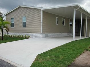 7068 SE Birchwood Ln, Stuart, FL 34997