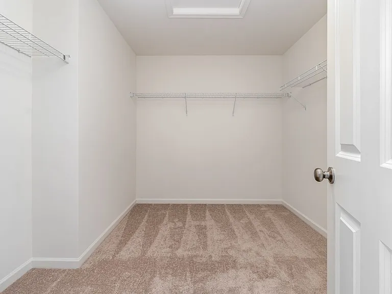 7869 Oak Brook Dr — Photo 18