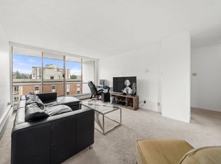 2016 Fullerton Ave #1404, North Vancouver, BC