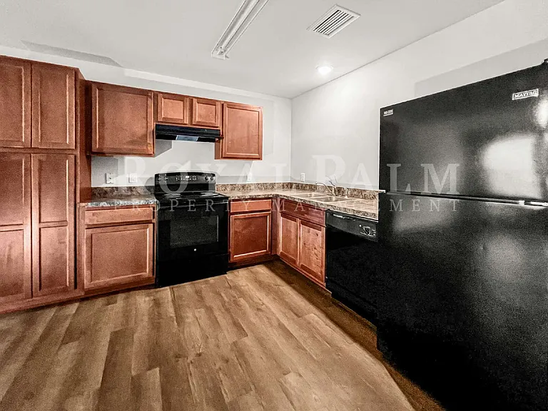 9177 Aegean Cir — Photo 14