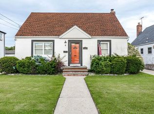 109 Liberty Blvd, Valley Stream, NY 11580