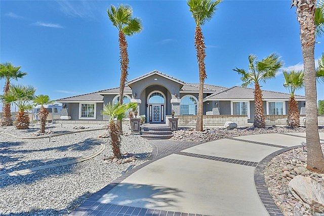 1st image of 7379 Mesa Linda St