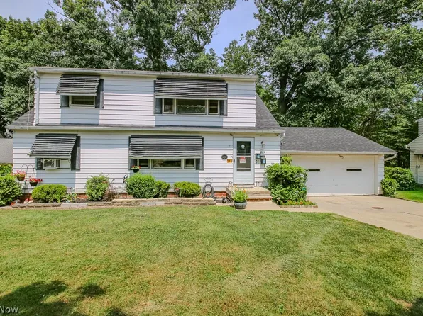 243 W Glendale St, Bedford, OH 44146